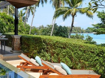 pool-villa-with-sea-view