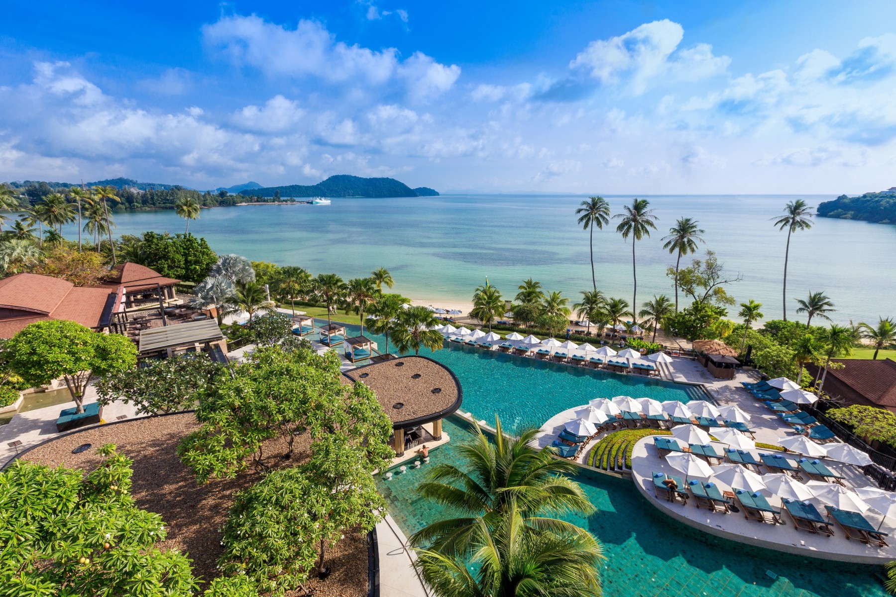 Beachfront Resort Phuket